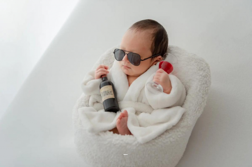 滑县宝宝多大可以喝水